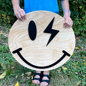 Retro Smiley Sign| Groovy Sign| Happy sign wood| Dorm decor smiley face| Boho Sign smiley| Preppy teen decor| Groovy Bedroom decor |Smile 3D
