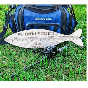 Personalisiertes Angeln Lineal Geschenk | Vatertags-Fisch-Lineal | Benutzerdefinierte Fischer Geschenk | &quot;We Hooked the Best Dad&quot;-Zeichen | Angeln Geschichte Lineal Geschenk