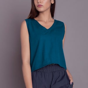 Linen sleeveless crop top, Linen Crop top, Cropped blouse, V neck Linen top, Washed soft top for Women - (22)