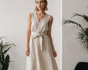 Leinen Midi Kleid: Ärmelloses Sommerkleid mit V-Ausschnitt