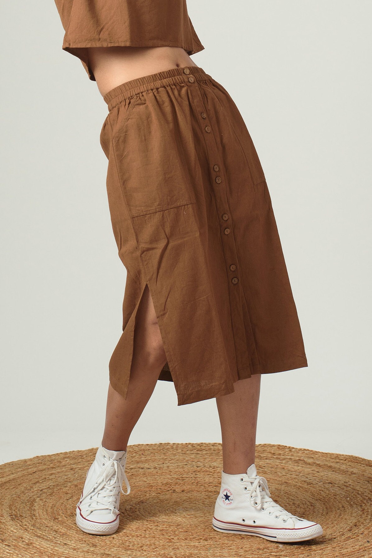 Button Placket Detailed Straight Skirt