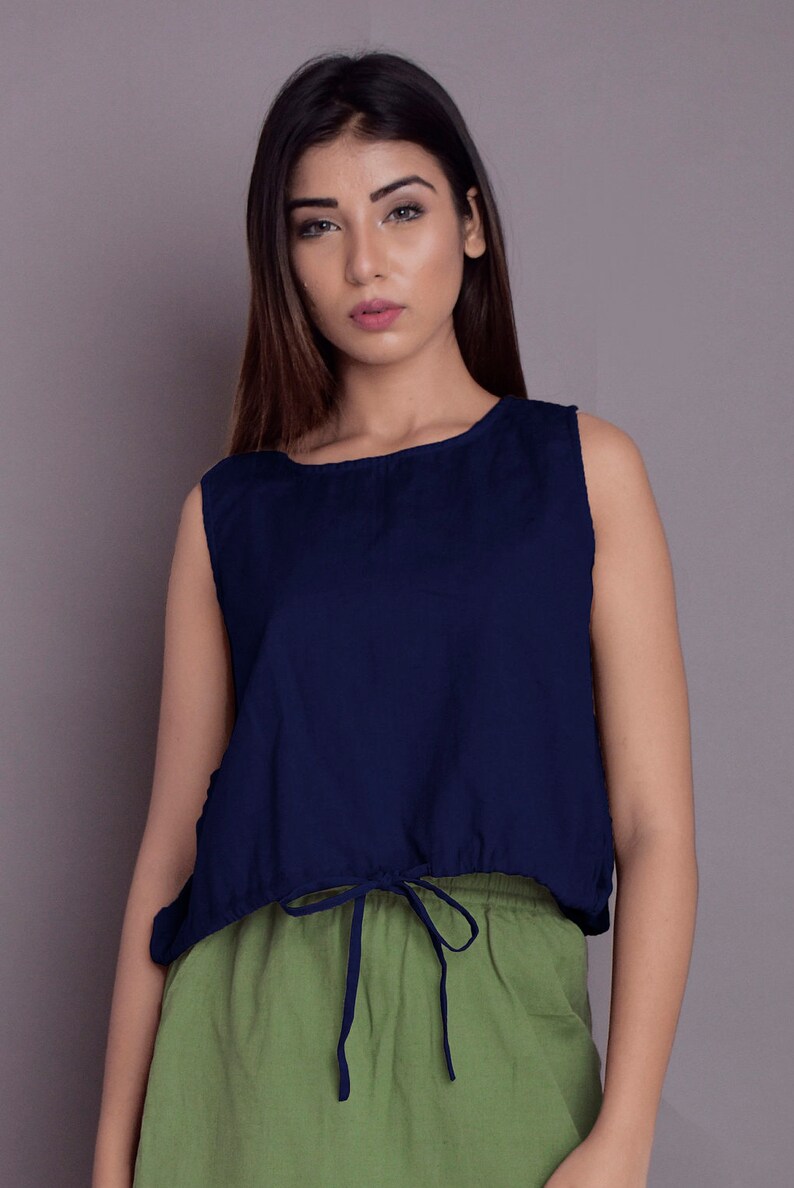 crop top with strings around waist