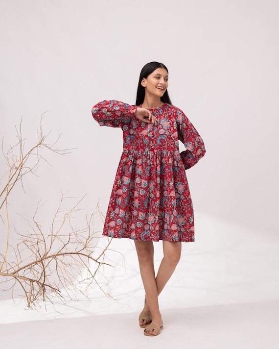 knee length dresses for ladies Petal and Pup Women's Joedy Puff Sleeve Midi Dress main image 1