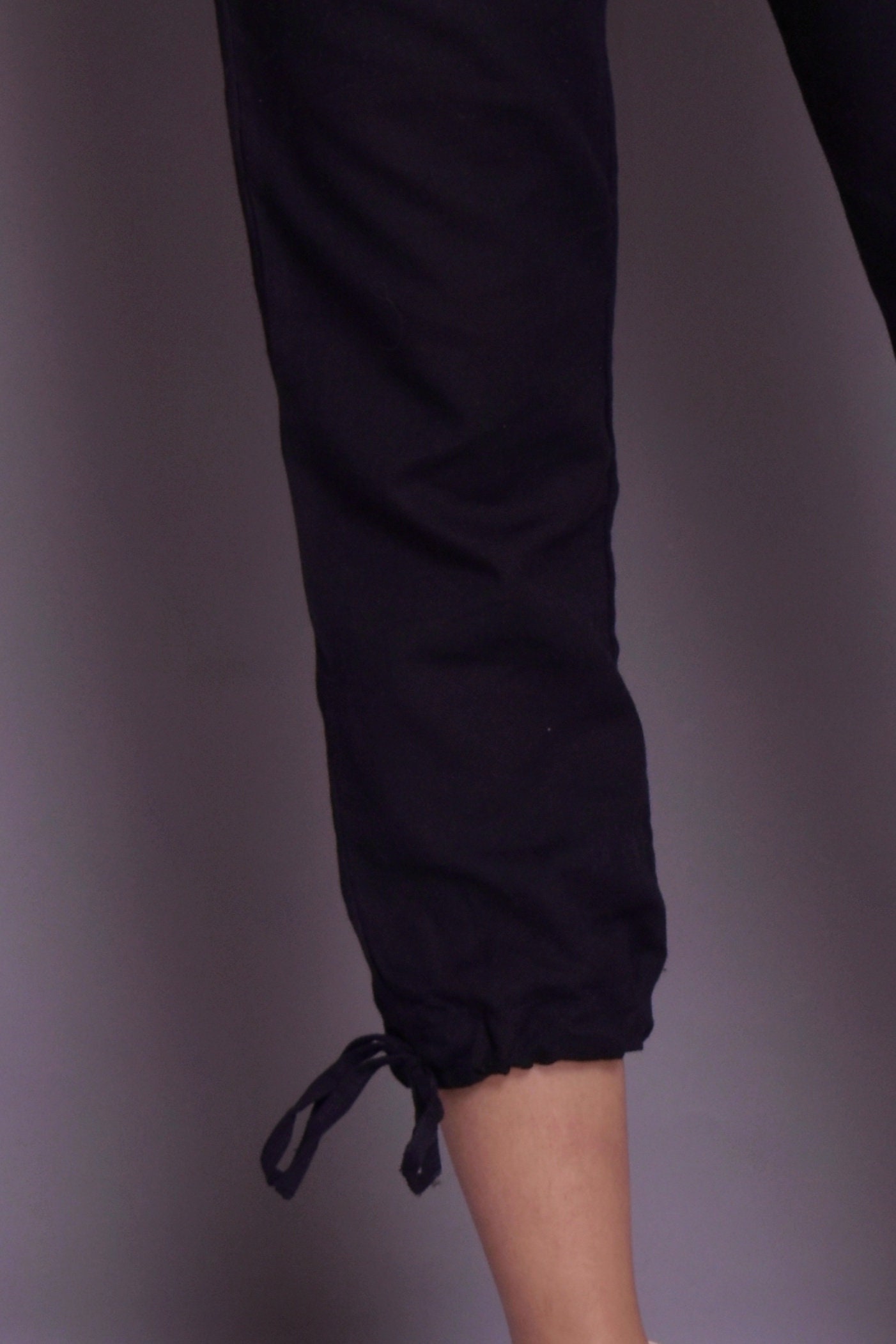 sweatpants with adjustable ankles