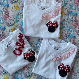 T-shirt brodé Minnie Mickey personnalisé, t-shirt en coton avec nom personnalisé, chemise de voyage Disney