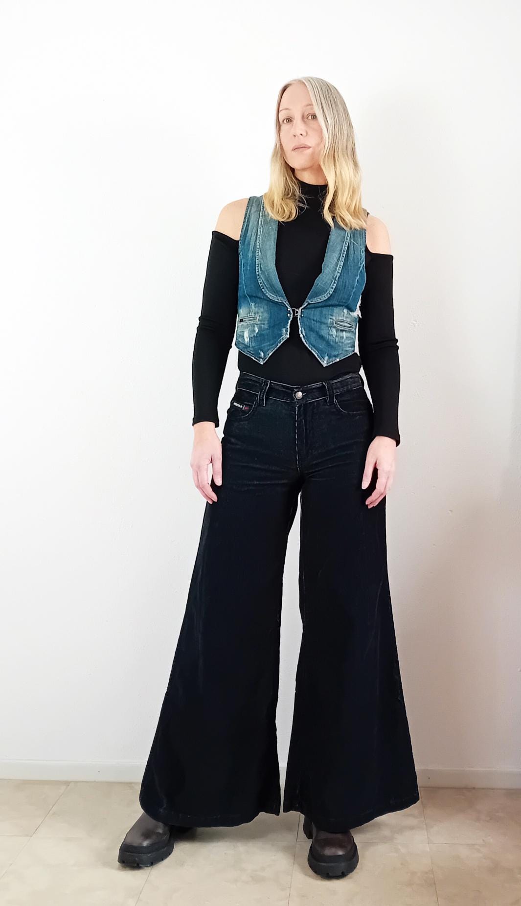 パンツ 00s old black corduroy 2tuck wide pants LOFT Curvy Palmer Wide Leg Pants in Brushed Corduroy Black