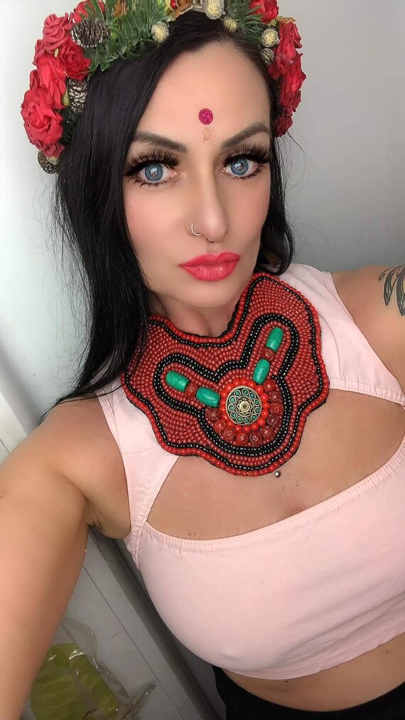 🧿 Collier Franges Style Tibétain – Argent Alliage, Perles Bleues – Longueur Mi-longue – Neuf Sans Emballage