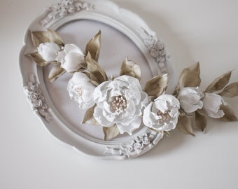 White peonies bridal hair piece - Bridal hair vine - Wedding hair accessory - White peony pin - White peony hair pin
