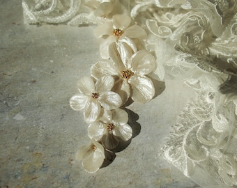 Bridal flower hair vine - Pearl flower crown - Floral hair style - Wedding hair accessory