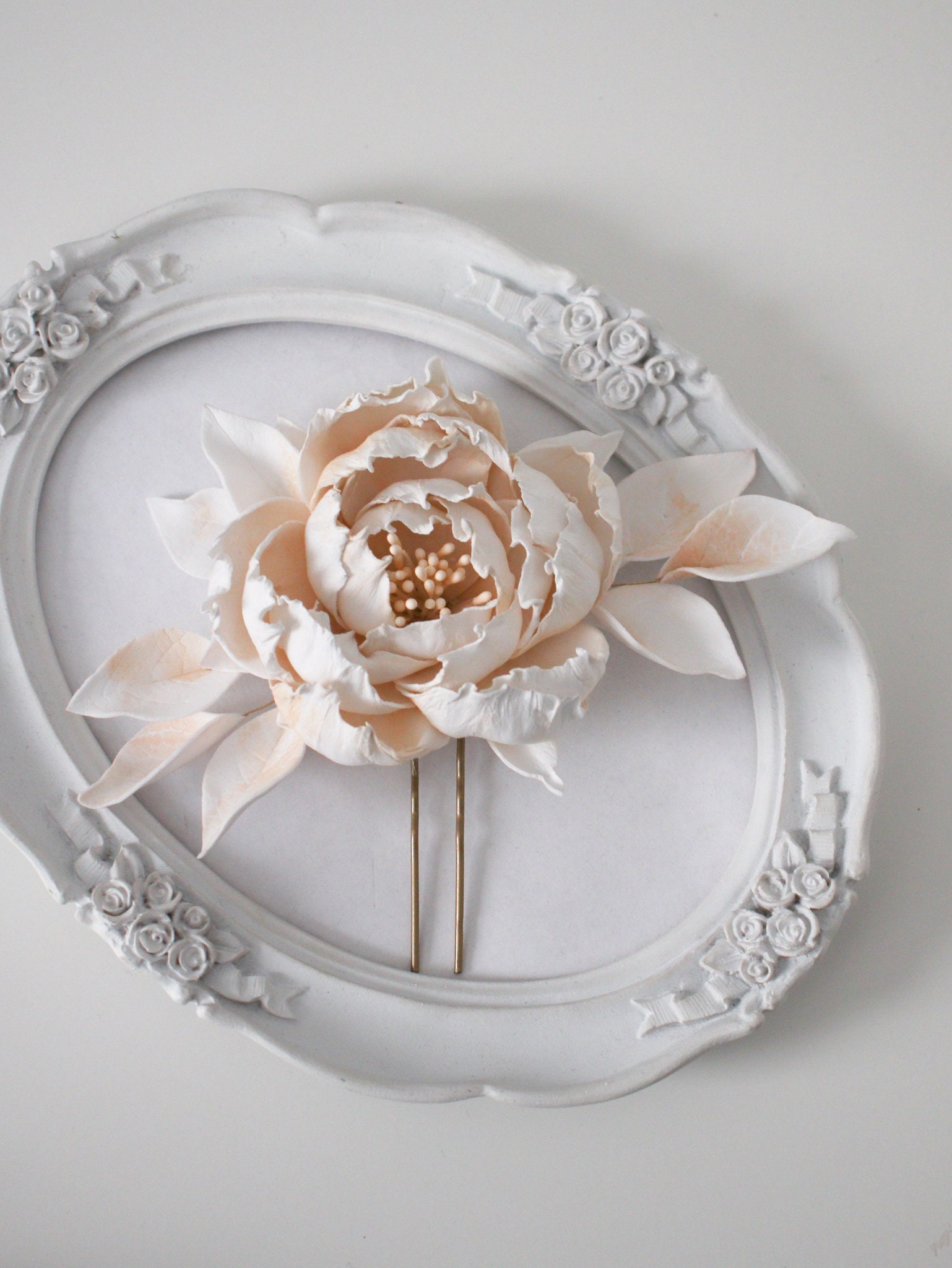Ivory peony hair pin - Bridal flower hair pin - Peony hair clip - Wedding hair accessory - Spanish bun hairstyle pin - Peony hair piece
