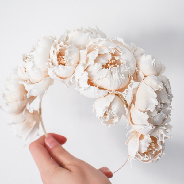 Peony flowers bridal headband - Big flowers for hair - Floral headpiece - Ivory hair piece - Wedding hair accessory - Tiara, fascinator