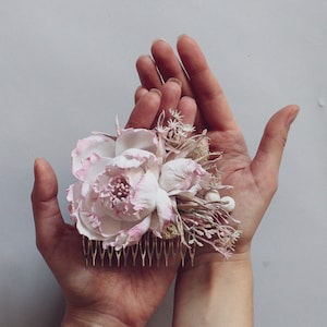 Bridal flower hair comb Wedding hair accessory Pink roses hair comb White peony hair comb Ivory peony hair comb 画像 2