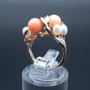 Anello vintage in oro 14 carati con corallo e perla d'acqua dolce - taglia F immagine 2