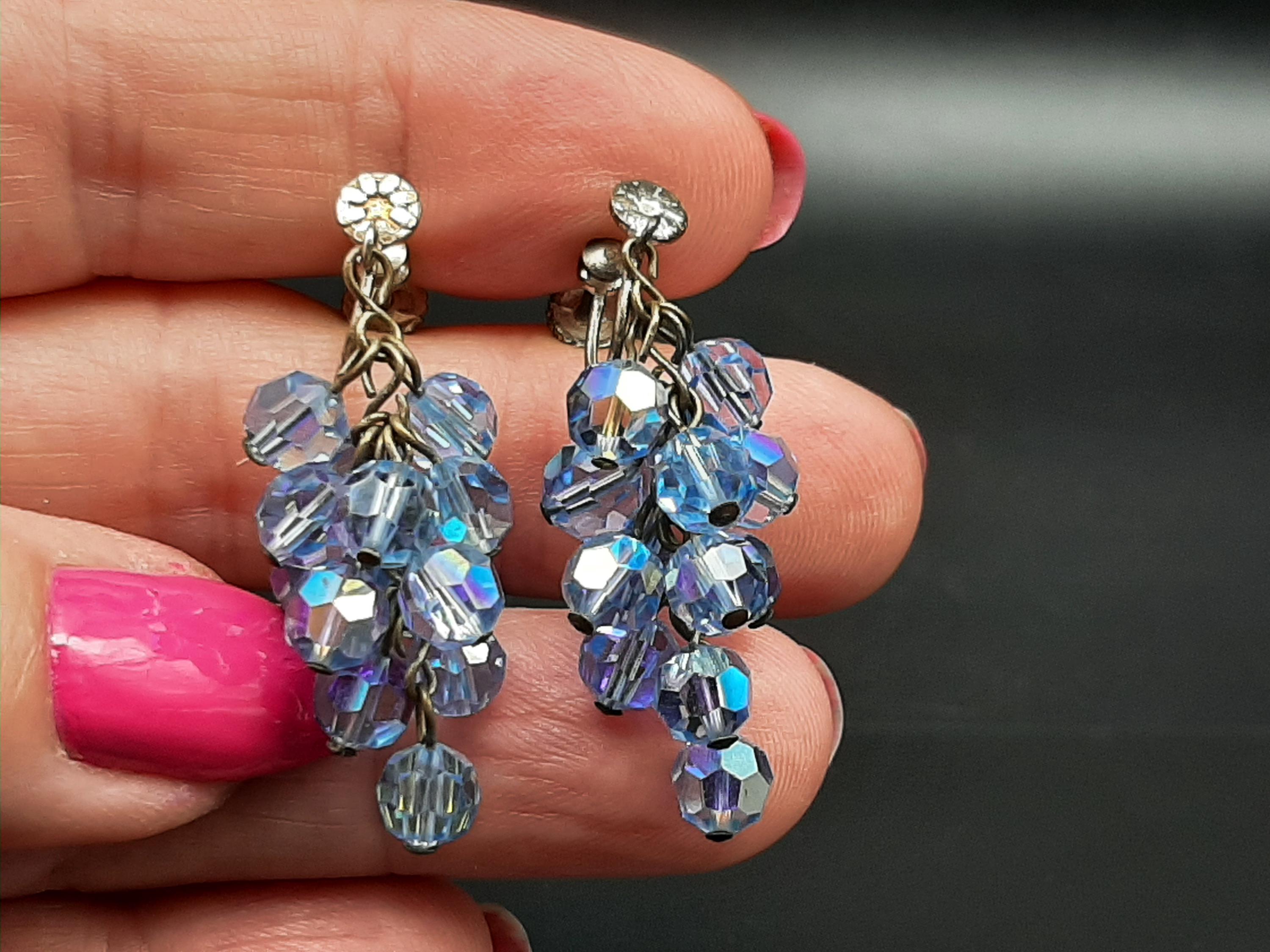 orecchn wre con perle d vetro blu | Costume jewelry earrngs, Drop