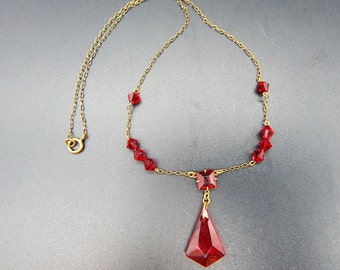 Antique Edwardian to Art Deco Open Back Claret Faceted Glass Bead & Central Dropper Necklace