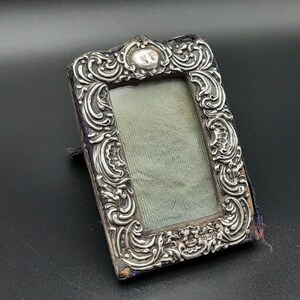 Antique 1902 Victorian Sterling Silver & Velvet Small Picture Frame