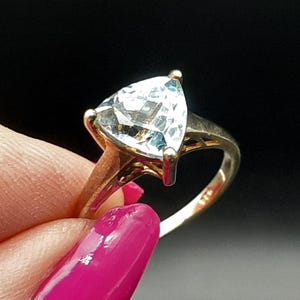 Vintage dreieckiger Topas-Ring aus Silber mit Goldauflage, UK-Größe N