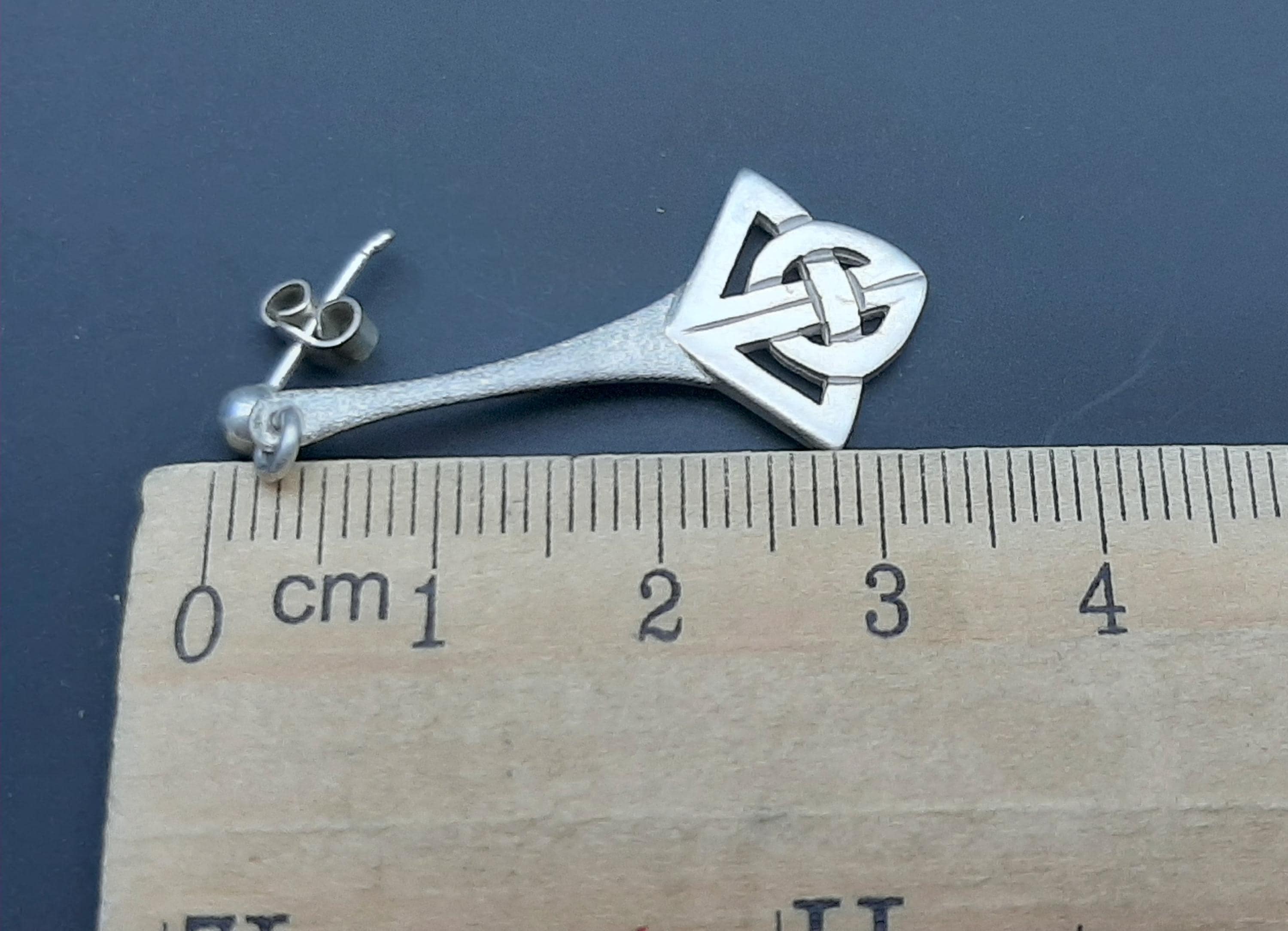 Boucles d'oreilles couronne celtique argentées | La boutique médiévale