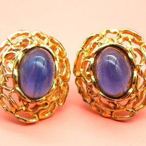 Vintage 1980s Satin Glass Gold Tone Large Clip-On Brutalist Earrings