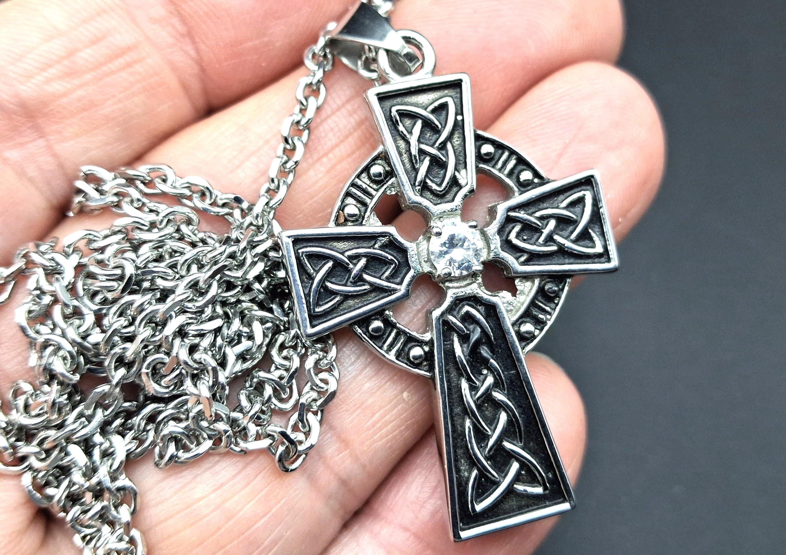 Vintage Celtic Knot Cross Pendant Necklace - Etsy