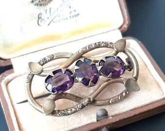 Antique Victorian Pinchbeck Amethyst Engraved Lovers Knot Brooch