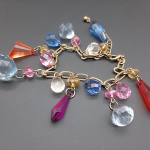 Vintage 1970s Gold Tone Chunky Charm Bracelet
