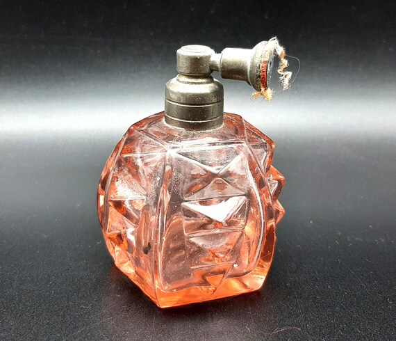 Antique Edwardian to Art Deco Pink Glass Perfume Bottle Atomiser