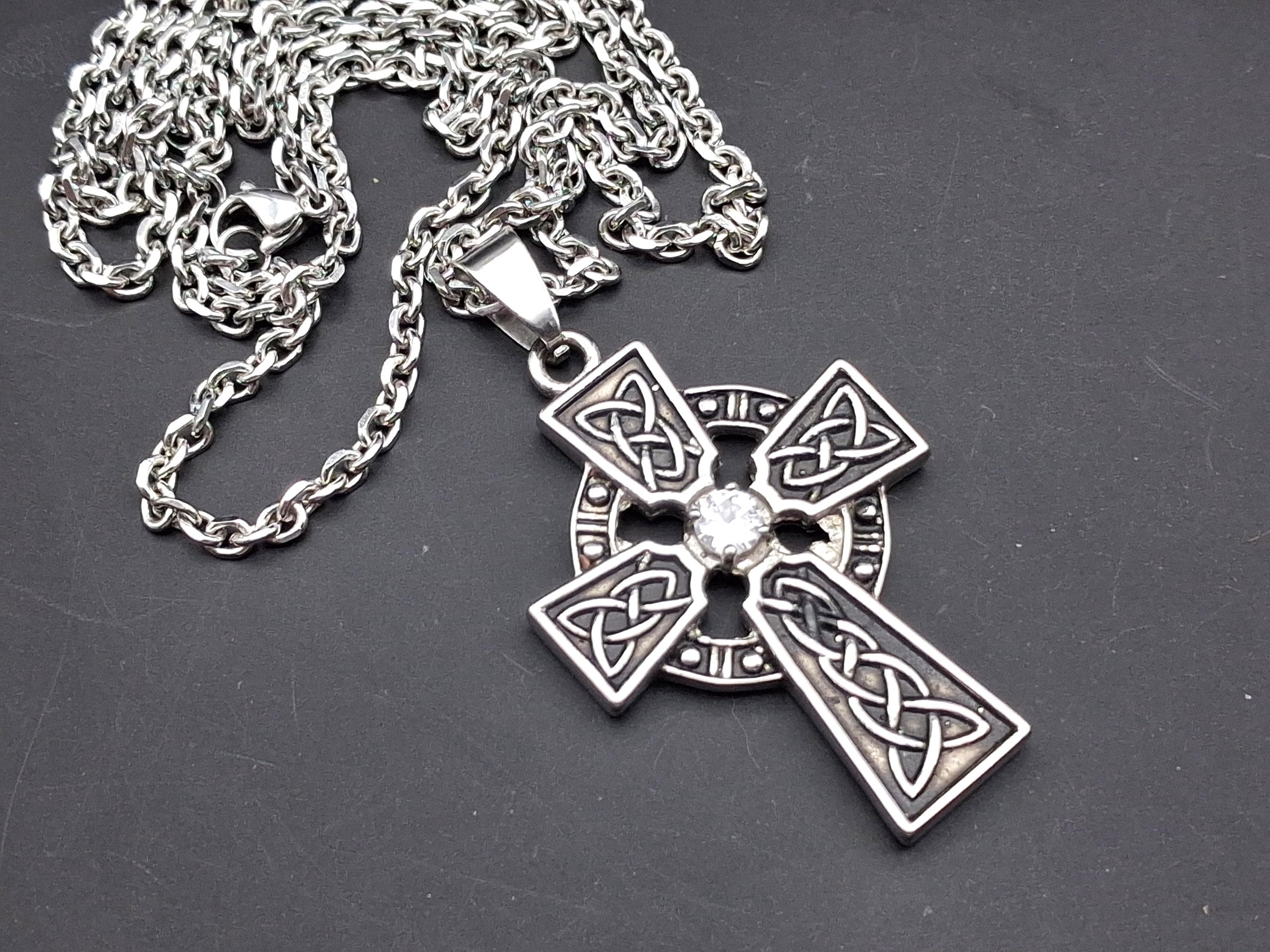 Vintage Celtic Knot Cross Pendant Necklace - Etsy