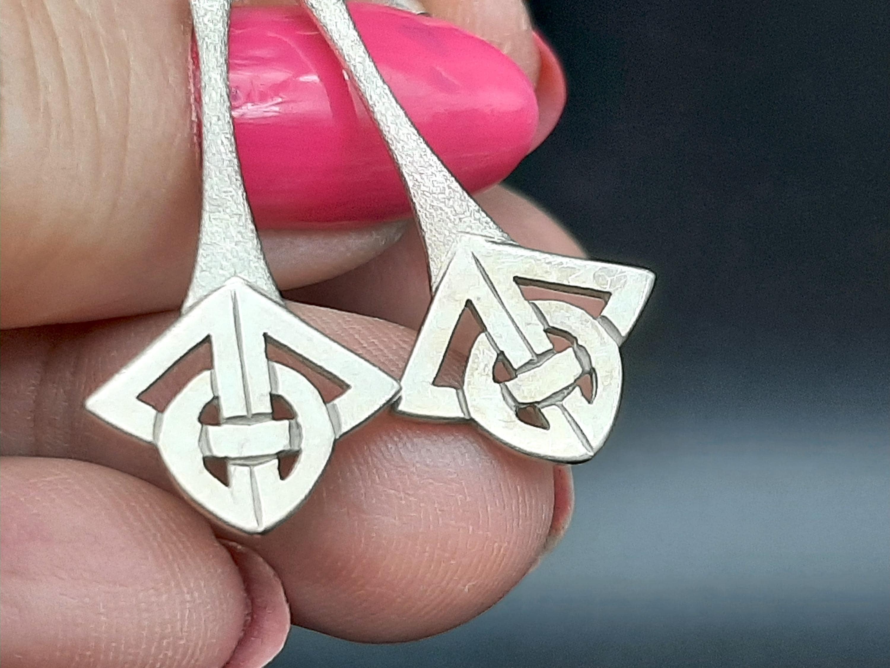 Boucles d'oreilles pendantes vintage en argent sterling celtiques