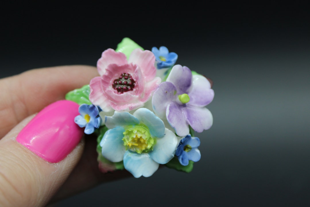 ANCIENNE BROCHE EN Porcelaine De Limoges Peinte Portrait De