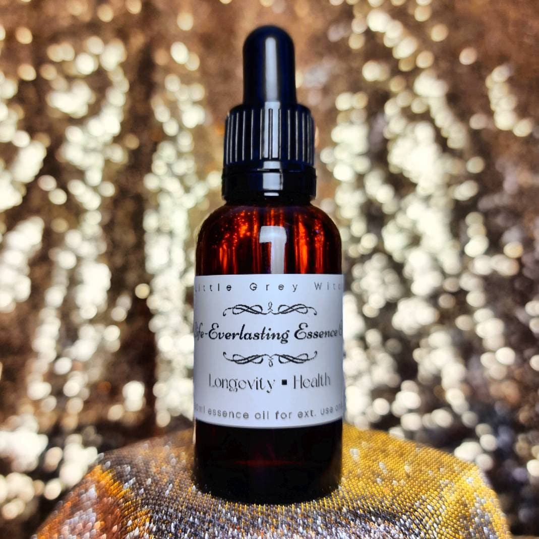 30ml Life-Everlasting Essence Oil for Longevity, Health and Healing Magic. Vodou, Voodoo, Hoodoo, Rootwork and Witchcraft.