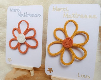 Carte merci maîtresse fleur tricotin fait main, fleur à offrir nounou, crèche, ATSEM, cadeau fin d'année remerciement