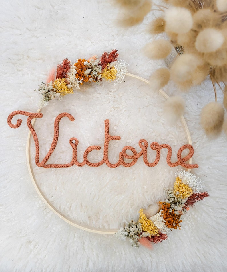 Personalized baby room wall decoration crown dried flowers first name handmade birth gift girl boy child mom baby shower image 2