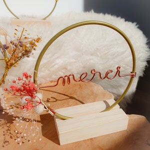 Personalized dried flower crown with aluminum wire word - End of year gift for teacher, nanny, ATSEM - Boho decor