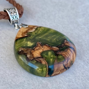 Olive wood and resin necklace, Green forest inspired jewelry, Unique handmade epoxy pendant, Natural wood jewelry, Rustic and earthy gift