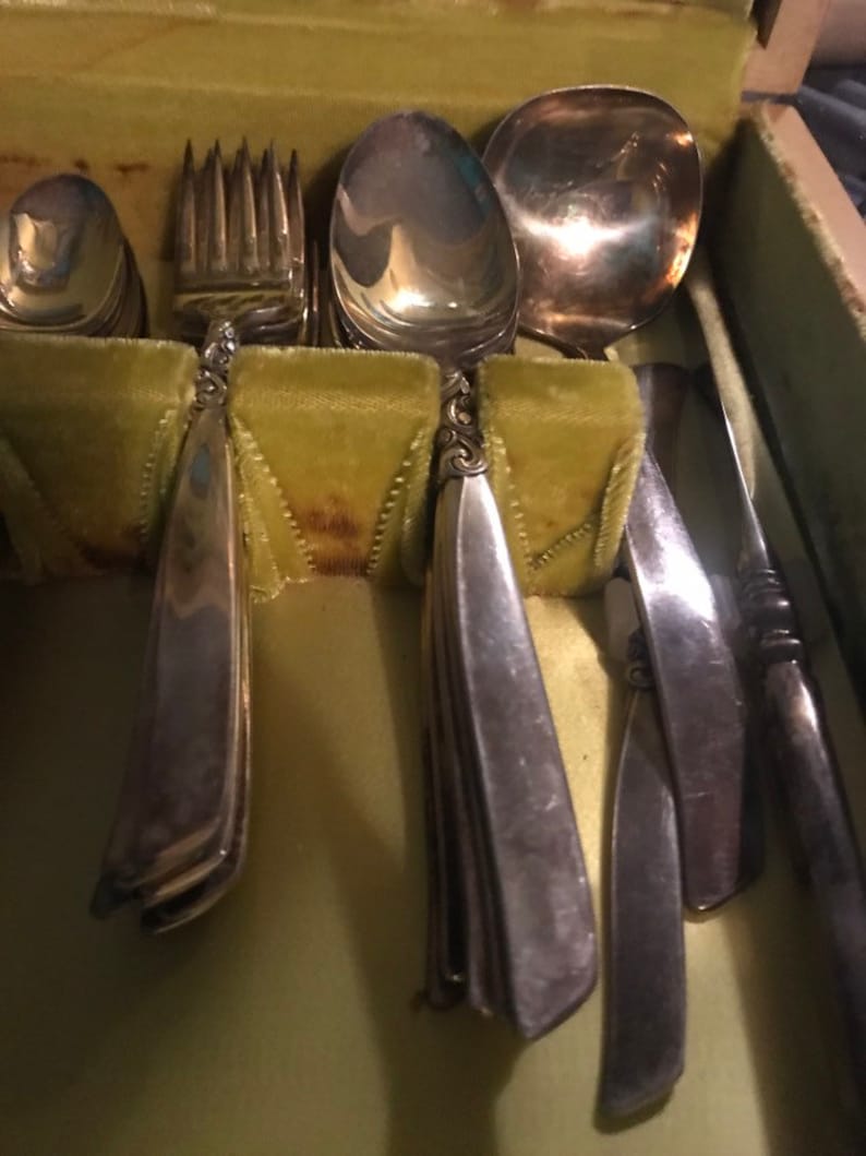 72 pieces South seas silver ware set dinner Oneida Community Silverplate 1955 !