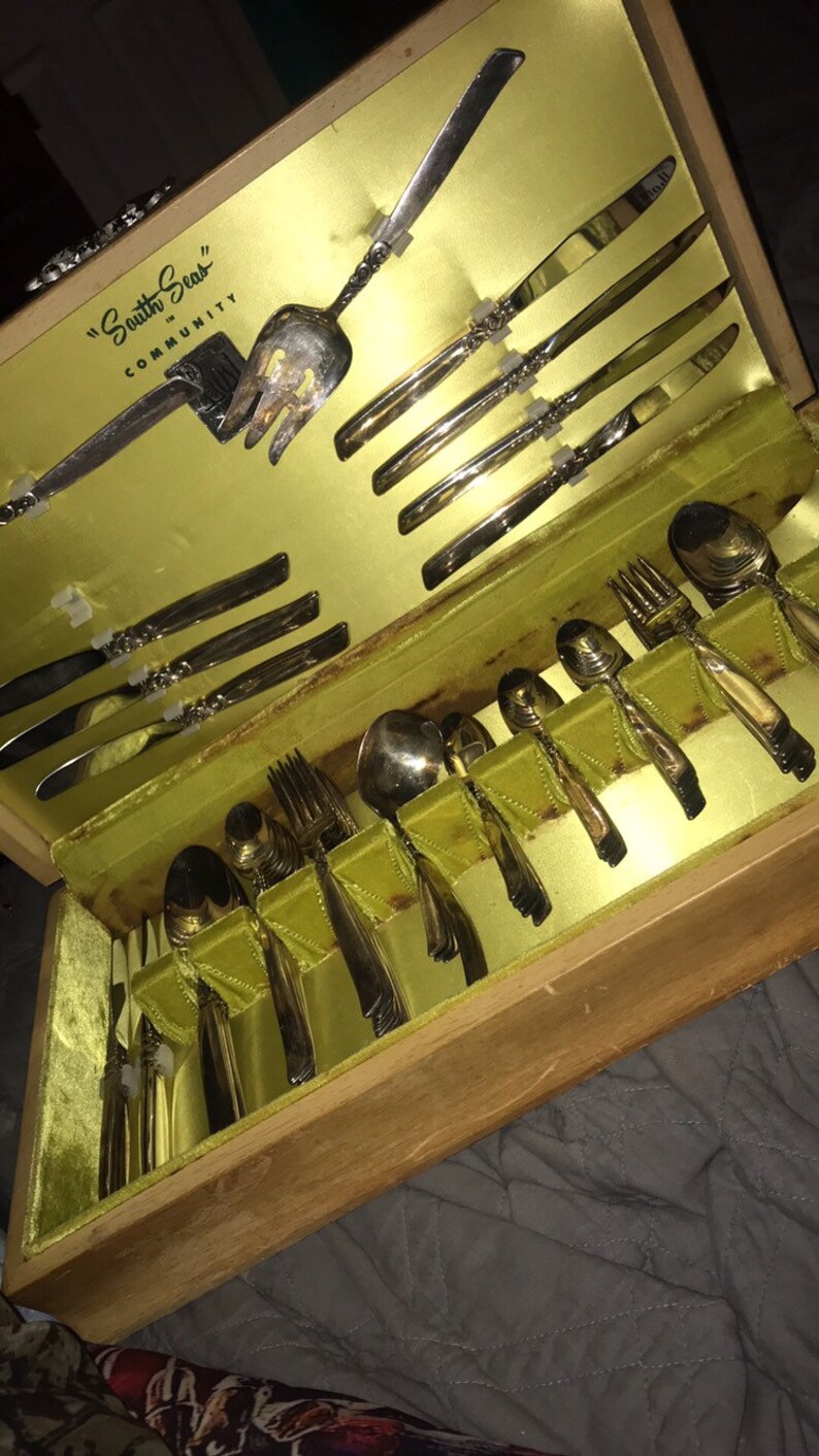 72 pieces South seas silver ware set dinner Oneida Community Silverplate 1955 !