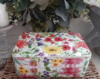 Vibrant Floral Decoupaged Wet/Cleansing Wipes Container.