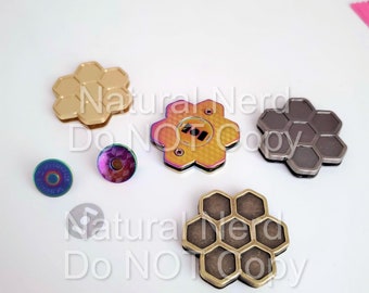 Honeycomb Magnetic Snap