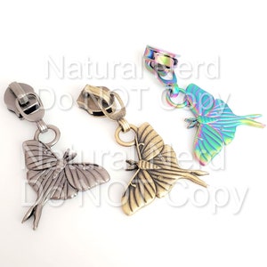 Luna Moth Zipper Pull