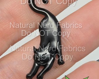 Stretching Cat Zipper Pull
