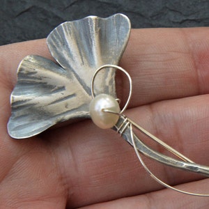 Broche de Ginkgo, joyería de hoja de Gingko, alfiler de chal de plata grande, broche de perlas de plata de ley, regalos de cumpleaños número 60 para mujeres imagen 5