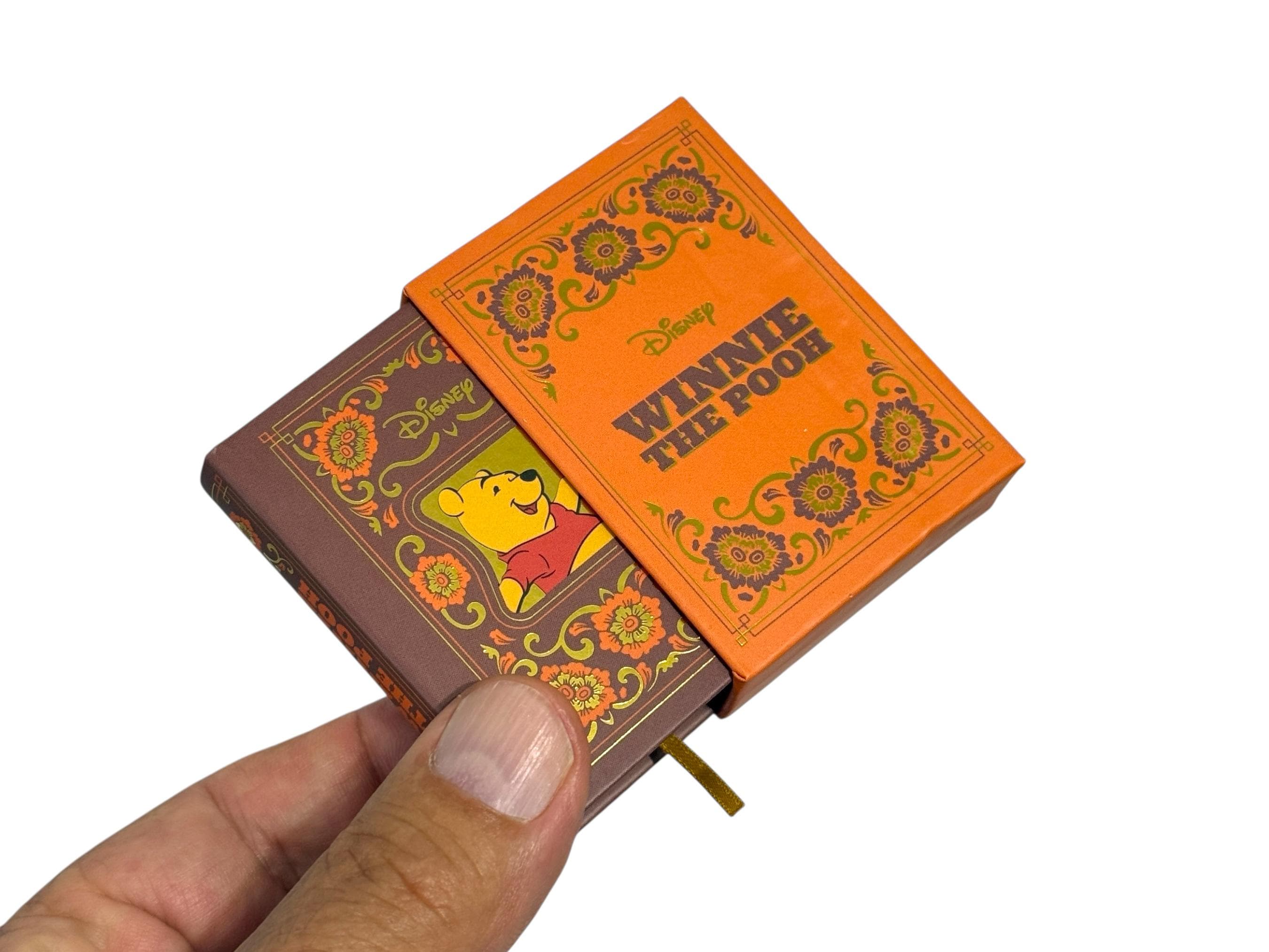Winnie the Pooh in Spanish With Slipcase Hardcover 190 Pgs