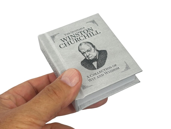 Winston Churchill Quotes: Wit & Wisdom Miniature Hardcover Book