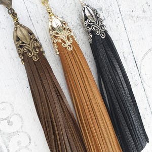 Leather tassel approx. 17 cm tassel leather fringe bobble pompom bag pendant charm greyhound collar chain pendant key ring
