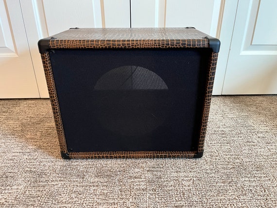 Sundocrafts Hand Crafted 1 X 10 Guitar Speaker Cabinet speaker Not