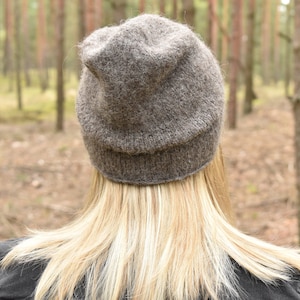 Soft alpaca beanie hat with silk. Lightweight warm alpaca beanie for any season. Click to choose your colour. image 6