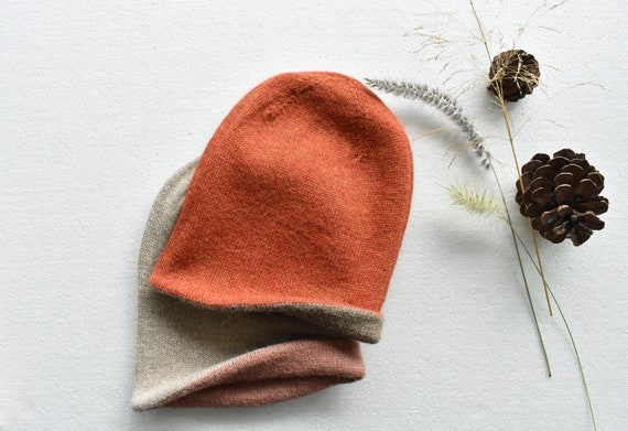 Alpaca double sided slouchy beanie hat. Reversible hand knit warm alpaca hat. 2 in 1 beanie. Rust hat. Ready to ship.