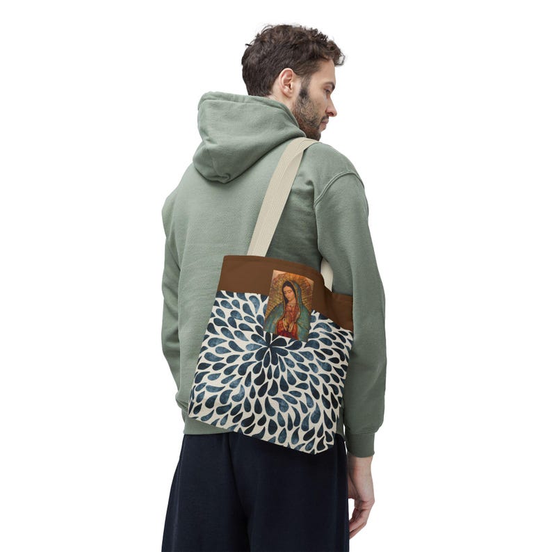Over the shoulder easy...3 sizes to choose from.