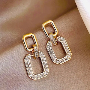 Rectangular design crystal earrings